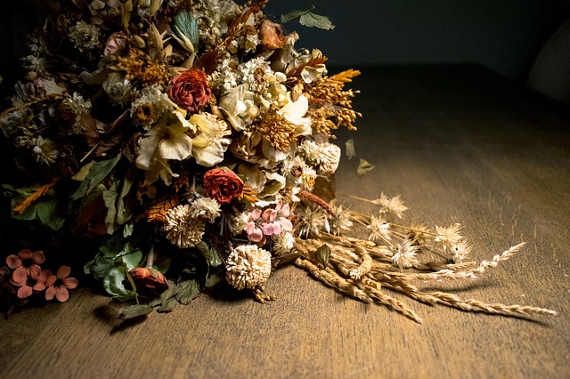 Kouzlo sušených květin – vytvořte si z nich originální dekorace
